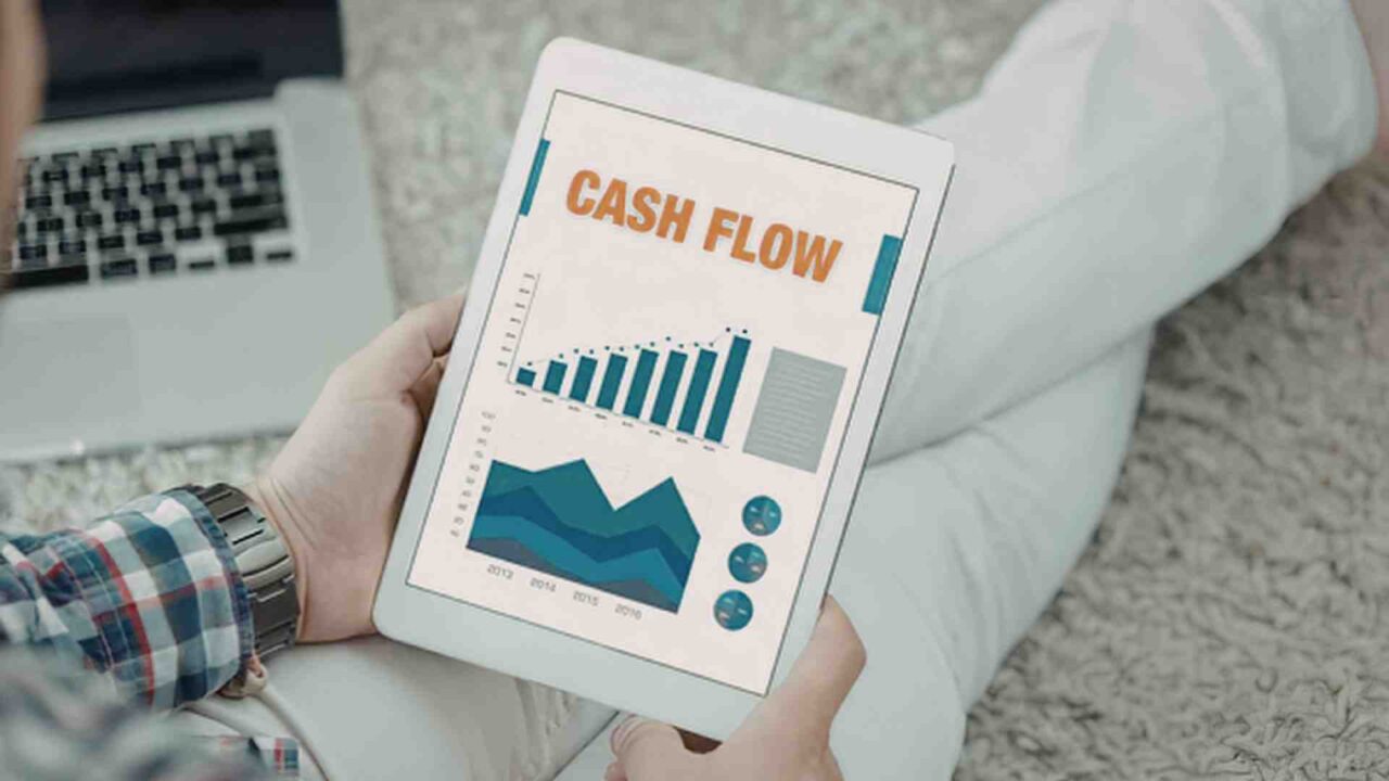 how can uk small firms improve business cash flow